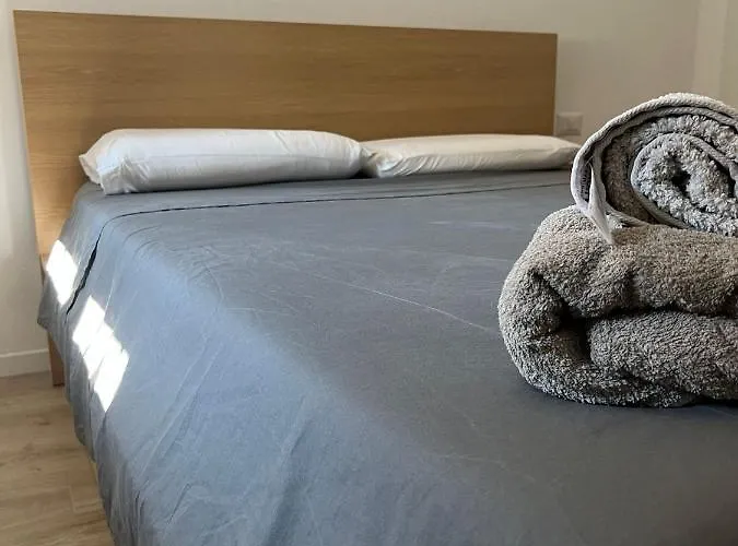 Blue Guest House Howme